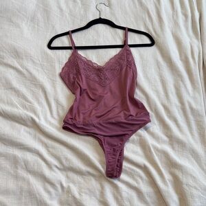 Lulus Lace Trimmed Mauve Bodysuit